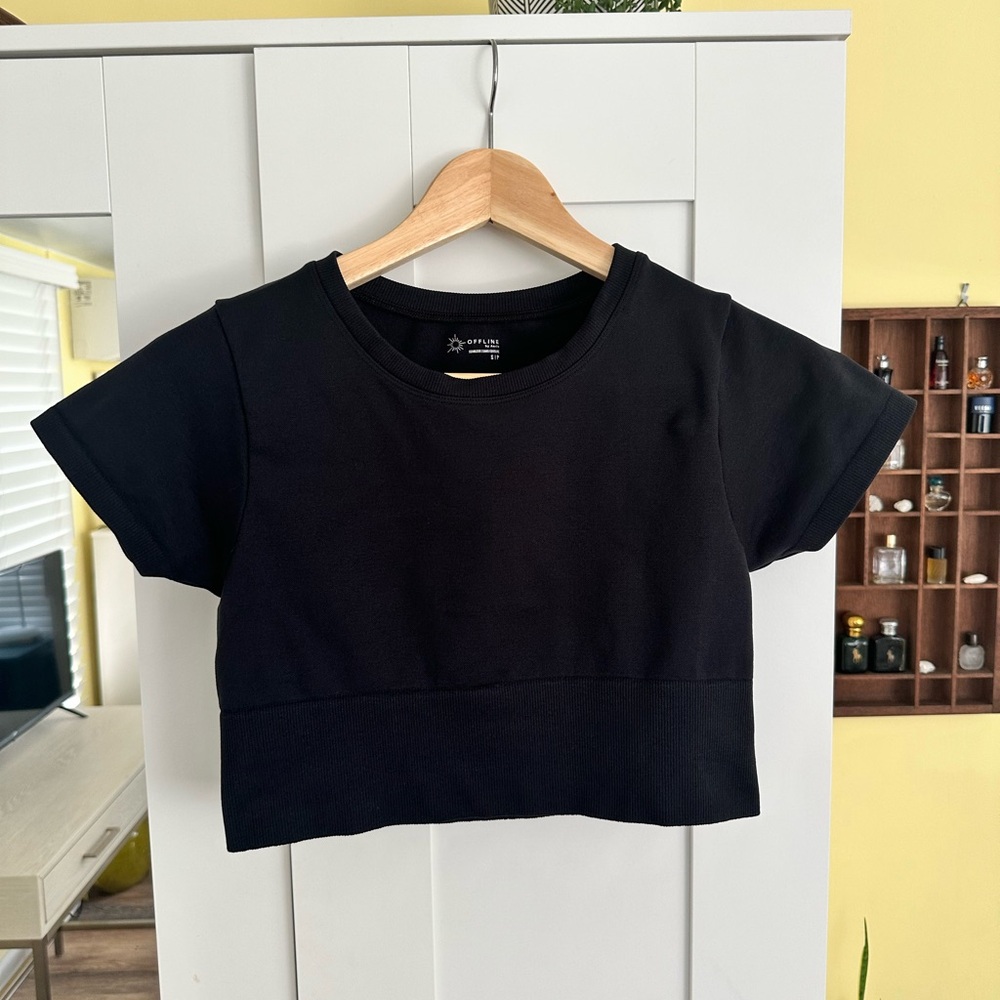 OFFLINE by Aerie Seamless Ribbed Crop Active Top - Black Small